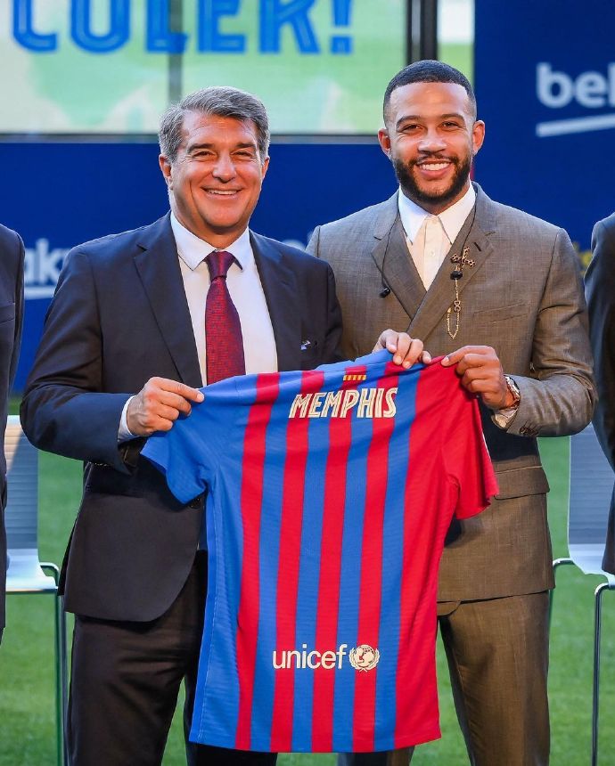 أهداف الأهلي وريال مدريدصراع العمالقة في كرة القدم العالمية