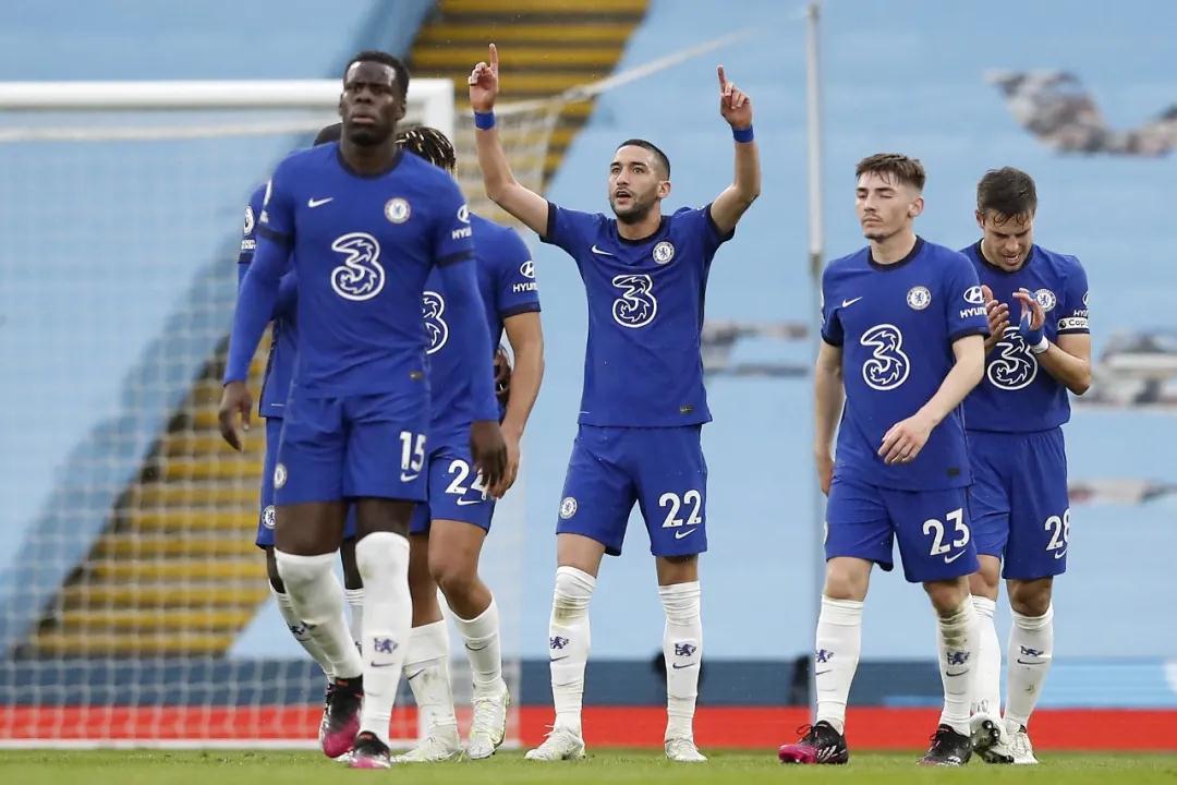 الزمالكبثمباشرمتابعةلحظةبلحظةلمبارياتالفريقالأبيض