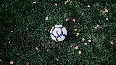 نتائج دوري أبطال أوروبا ربع النهائيمفاجآت وإثارة لا تنتهي